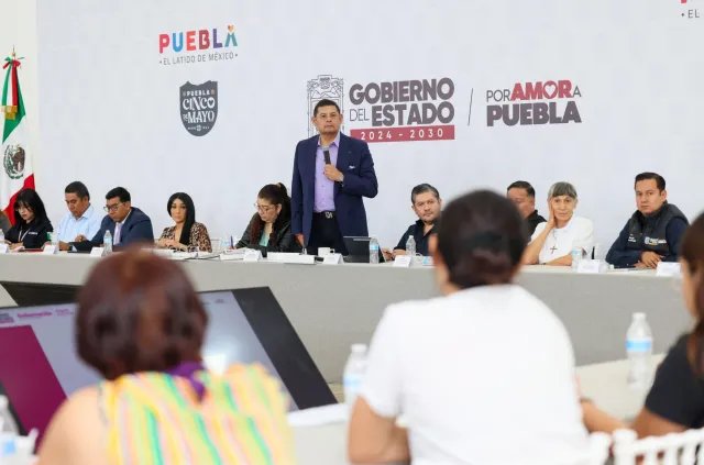Mesa de diálogo madres buscadoras AArmenta PUEBLA